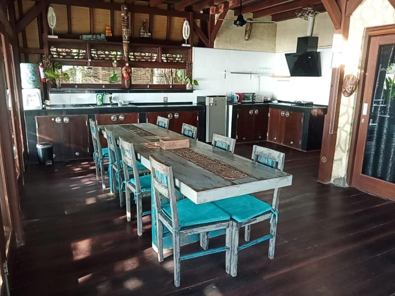 Villa Umbrella Lombok Senggigi Eksteriør billede