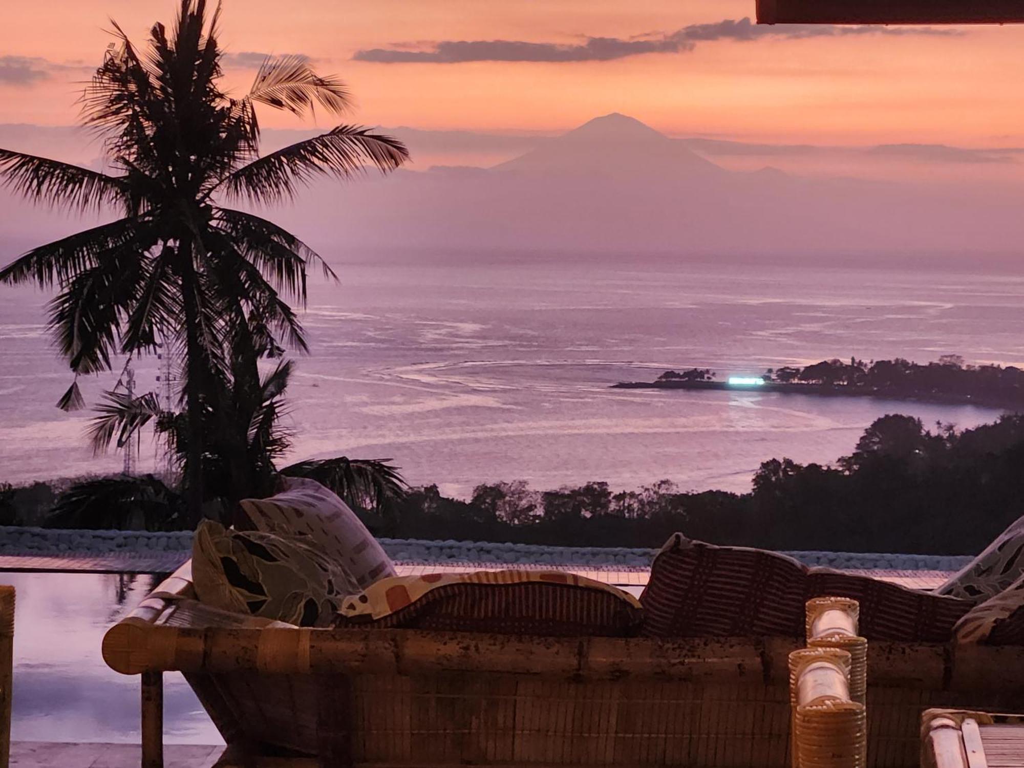 Villa Umbrella Lombok Senggigi Eksteriør billede