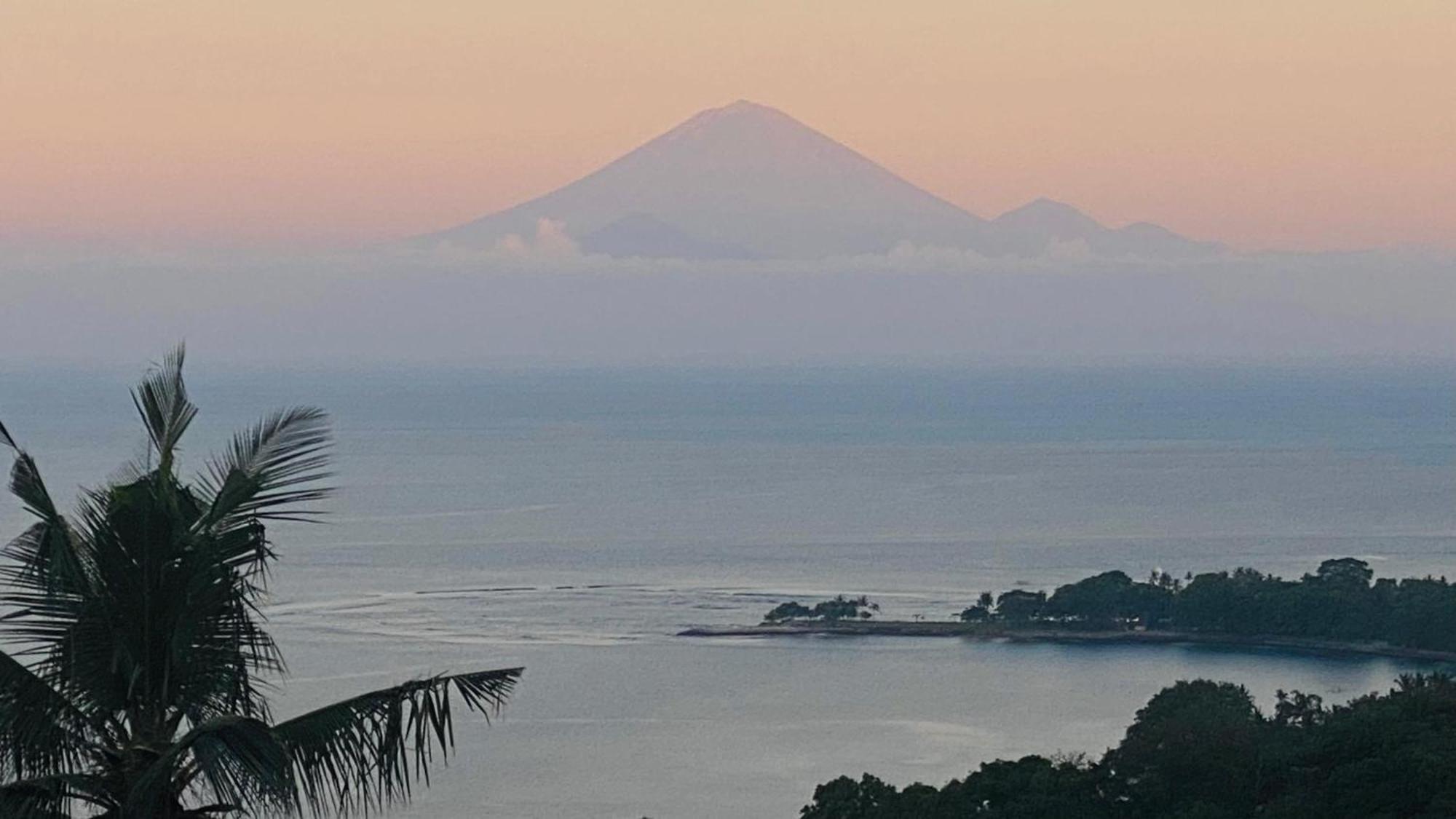 Villa Umbrella Lombok Senggigi Eksteriør billede